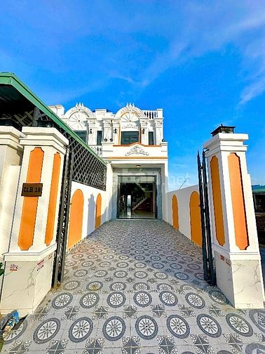Nhà mặt tiền đường 7m, đường nhựa kinh doanh, sổ hồng riêng