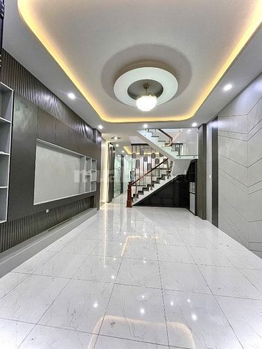 Nhà mặt tiền đường 7m, đường nhựa kinh doanh, sổ hồng riêng