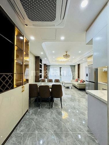 BÁN NHÀ NGUYỄN VĂN CỪ THÁNG MÁY NHẬP KHẨU GARA 2 OTO -ĐƯỜNG 4 XE OTO 