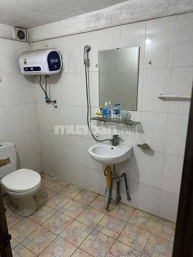 Cho thuê nhà ngõ 107 Tôn Đức Thắng Đống Đa, ô tô cách 50m