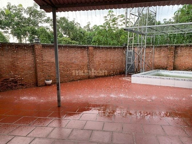 Bán nhà mặt tiền Tỉnh Lộ 7- gần chợ Lô 6