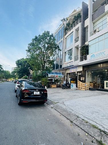 Bán nhà 4 tầng đường Nguyễn Quý Đức 100m2 P. An Phú Quận 2 giá 31,5tỷ