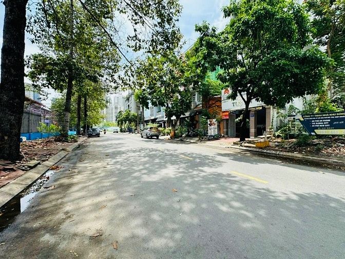 Bán đất mặt tiền Dương Văn An, P. An Phú Quận 2 DT 110m2 giá 27.9 tỷ