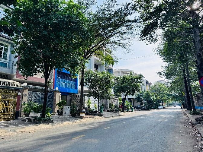 Bán đất mặt tiền Dương Văn An, P. An Phú Quận 2 DT 110m2 giá 27.9 tỷ