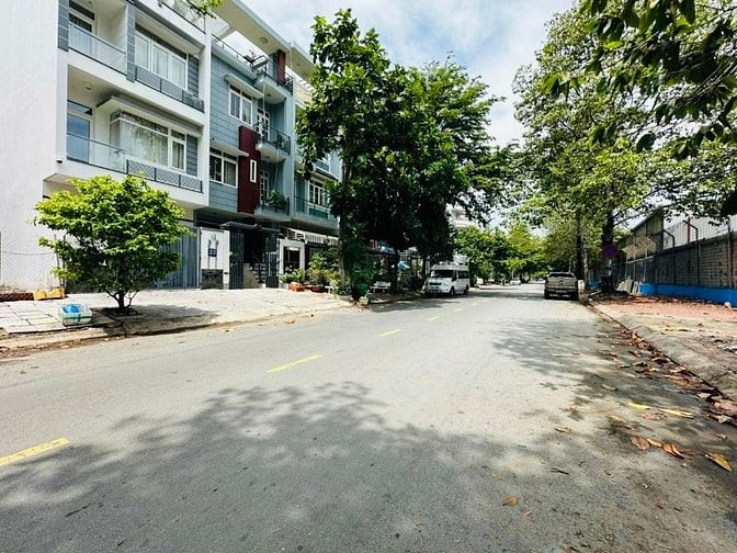 Bán đất mặt tiền Dương Văn An, P. An Phú Quận 2 DT 110m2 giá 27.9 tỷ