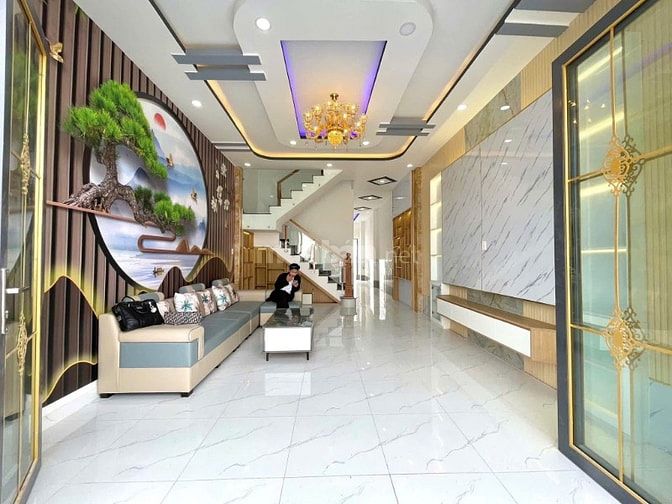 Nhà Bán Lỗ, Mặt Tiền Đường Nhựa, Sổ Hồng Riêng