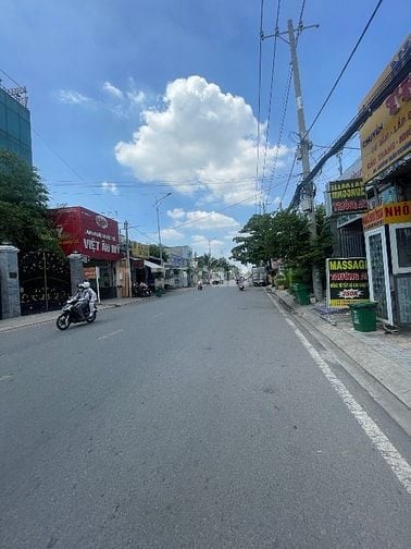 Chính chủ cần bán gấp Mặt tiền Trần Thị Năm (TCH10 Cũ)