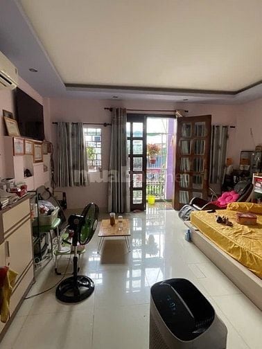 BÁN NHÀQUẬN TÂN PHÚ -HXH-4 TẦNG BTCT 72m2-NGANG KHỦNG 5M - NHỈNH 9 TỶ