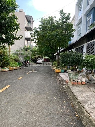 Bán lô đất Gía Ngộp Thạnh Xuân 25. Gần 100m2 TC Gía chỉ 3,5 ty