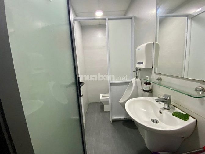 Cho thuê văn phòng 255m2 tại Hòa Cường, trống suốt, giá cực tốt