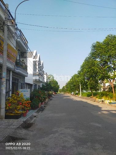 ⭐ Nhà mặt tiền đường 14m, 5x16m, 1 Lầu, 3 pn, sổ hồng.