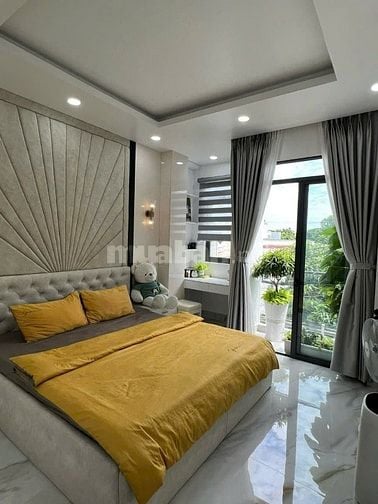 Bán nhà mặt tiền kinh doanh Nguyễn Đình Chiểu đoạn 2 chiều, 5 tầng giá