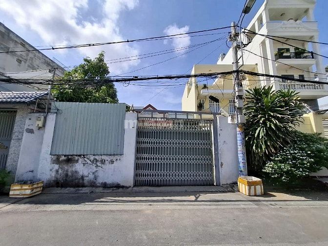 Bán đất mặt tiền đường 28 Lê Văn Thịnh Q2 cũ, rộng 16m, dt 7,7mx32m