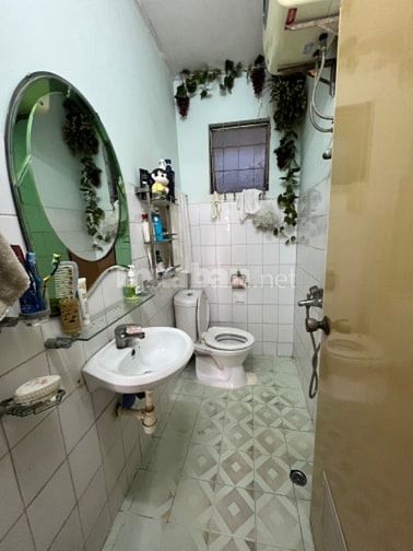 Bán Căn Hộ Phan Xích Long - Nhiêu Tứ Phường 7 Phú Nhuận 67,5m2 2PN 1WC