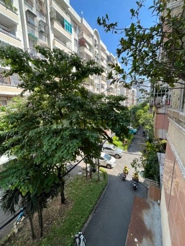 Bán Căn Hộ Phan Xích Long - Nhiêu Tứ Phường 7 Phú Nhuận 67,5m2 2PN 1WC