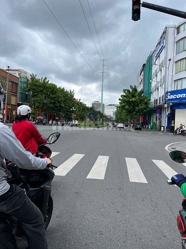 Bán Căn Hộ Phan Xích Long - Nhiêu Tứ Phường 7 Phú Nhuận 67,5m2 2PN 1WC