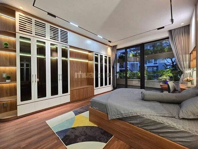 Nhà đẹp LK Văn La 50m2 x 5 tầng, mt 5m, ô tô vào nhà, kinh doanh 