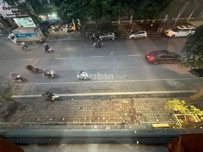 Bán nhà mặt phố Trần Quốc Hoàn - Cầu Giấy, KD đỉnh giá chỉ 12.7 tỷ