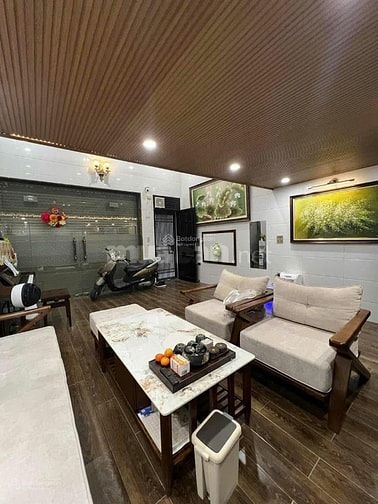 Cần bán nhà ở Bạch Mai, HBT, 65m2 6 tầng mặt tiền 4m giá 7.2 tỷ