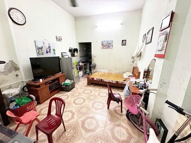 Bán nhà đê trần khát chân giá đầu tư