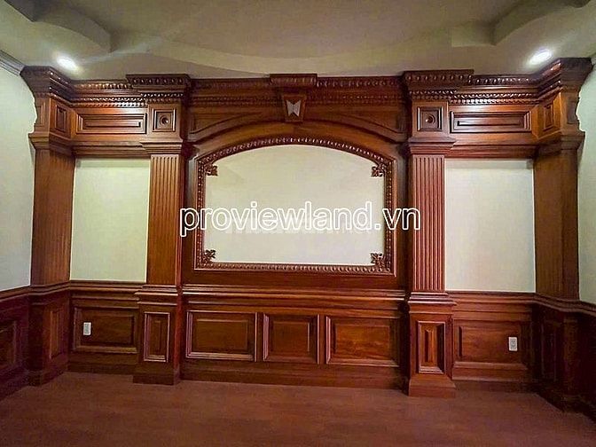 Bán nhà phố Quận 5, MT Phùng Hưng, 11x13m đất, 1 hầm + 4 tầng, sổ hồng