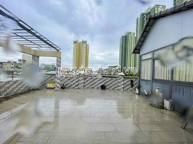 Bán nhà phố Quận 5, MT Phùng Hưng, 11x13m đất, 1 hầm + 4 tầng, sổ hồng