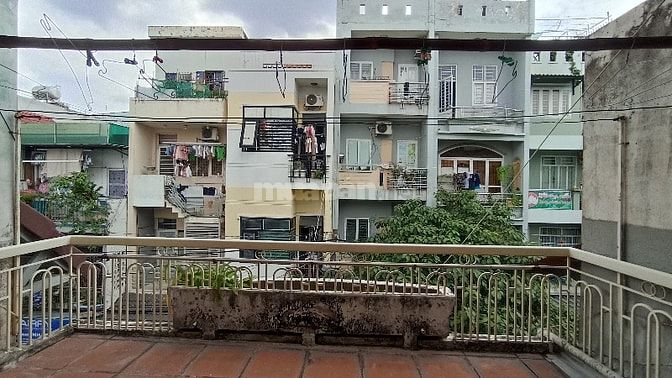 Cho thuê nhà hẻm xe hơi Nguyễn Kiệm, Gò Vấp