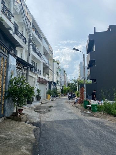 ; CHỈ 5TY CHO 105M2 ĐẤT HẺM XE HƠI