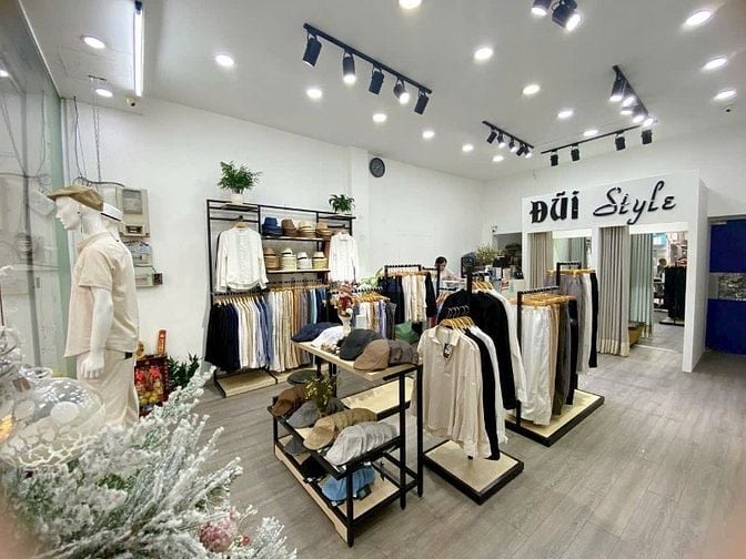 SHOP MẶT TIỀN MGANG 5M NGUYỄN ĐÌNH CHIỂU Q3 CẦN SANG NHƯỢNG GẤP