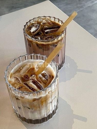 TUYỂN NHÂN VIÊN BÁN TRÀ SỮA TẠI QUÁN CÓ XOAY CA CHO SINH VIÊN 