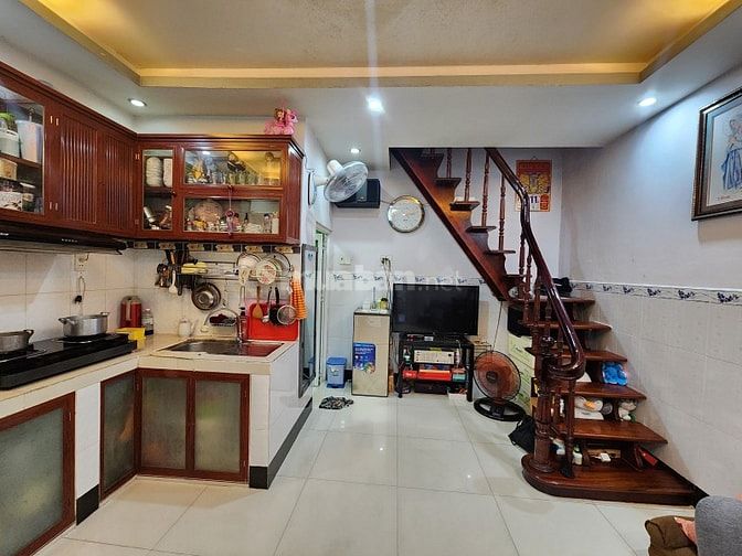 Bán Nhà Đồng Đen P.14 Tân Bình - 2 Tầng 17m2 (4.4m x 4.5m) Giá 3Tỷ TL