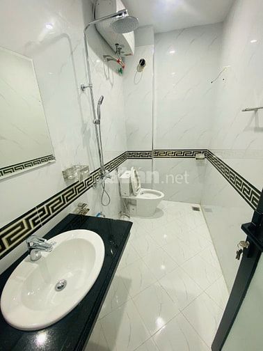 Bán nhà Nguyễn Khánh Toàn-Cầu Giấy 55m2x5 tầng thang máy, giá 12.8 tỷ