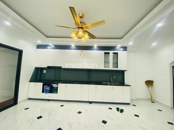 Bán nhà Nguyễn Khánh Toàn-Cầu Giấy 55m2x5 tầng thang máy, giá 12.8 tỷ