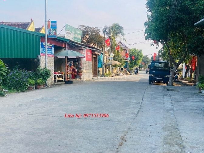 Bán đất mặt đường Lê Xuân Đào - Đường rộng 11m có thể kinh doanh