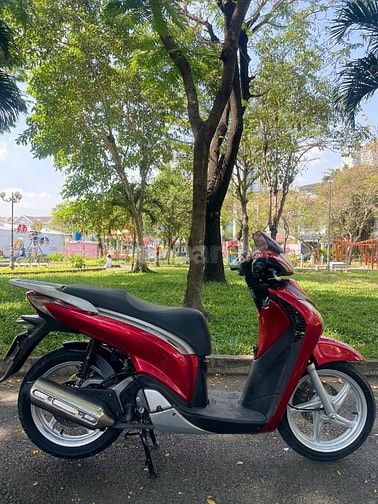 Bán SH150i nhập Ý đời 2010 Xe nhà đi kĩ HQCN biển số TP, 106tr