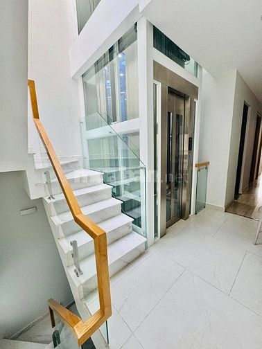 Chính chủ bán nhà Cao Thắng Q.3 - 200,9m2 sàn, có thang máy - 4PN 4WC
