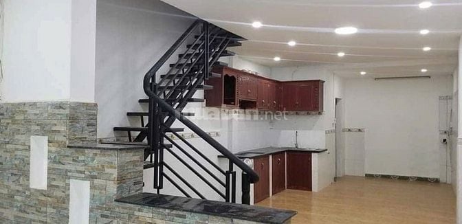 Nhà thuê hẻm xe hơi Tân Hoà Đông (4 x 19) nở hậu - Quận 6