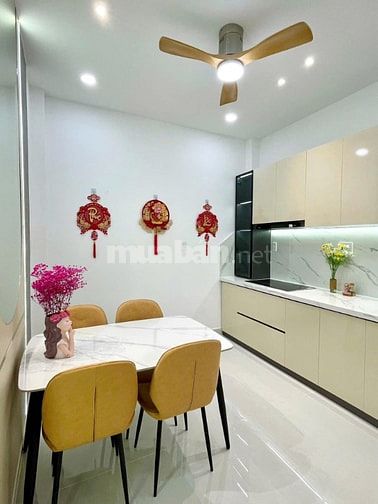 BÁN NHÀ ĐOÀN THỊ ĐIỂM, PHÚ NHUẬN. GẦN BỆNH VIỆN HOÀN MỸ, GIÁP Q1