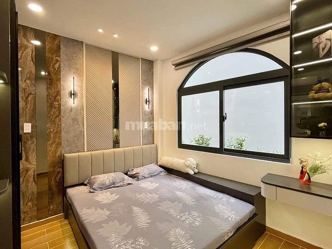 BÁN NHÀ ĐOÀN THỊ ĐIỂM, PHÚ NHUẬN. GẦN BỆNH VIỆN HOÀN MỸ, GIÁP Q1