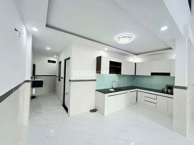 Trường Thọ-Thủ Đức-Nhà Mới 2 Tầng-5m x 14m- Giá Chỉ 4,3Tỷ Thương Lượng