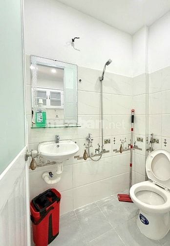 Nhà đẹp nhà mới 1 lầu, hẻm xe hơi.💰.1 tỷ 290
