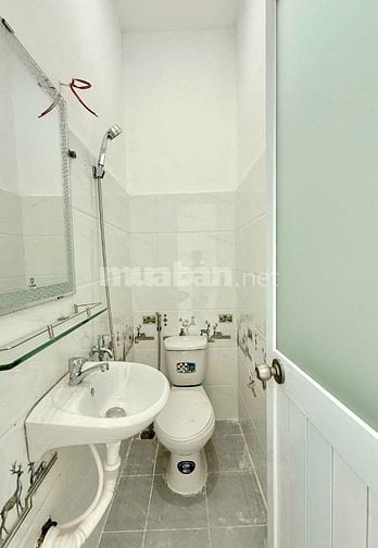 Nhà đẹp nhà mới 1 lầu, hẻm xe hơi.💰.1 tỷ 290