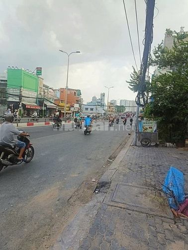 ⭐ Nhà MT Phạm Hùng P10, 5,2x25m, nở hậu, sổ hồng riêng.