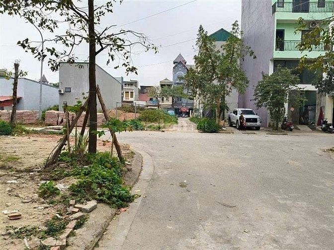 Mảnh đất vàng còn sót lại tại khu Đấu giá Phú Lương. Phân lô 50m2 MT 5