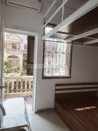 Phòng Trọ Gốc Đề Gác Xép, Ban Công Cửa Sổ.Khu Bách Kinh Xây.KChung Chủ