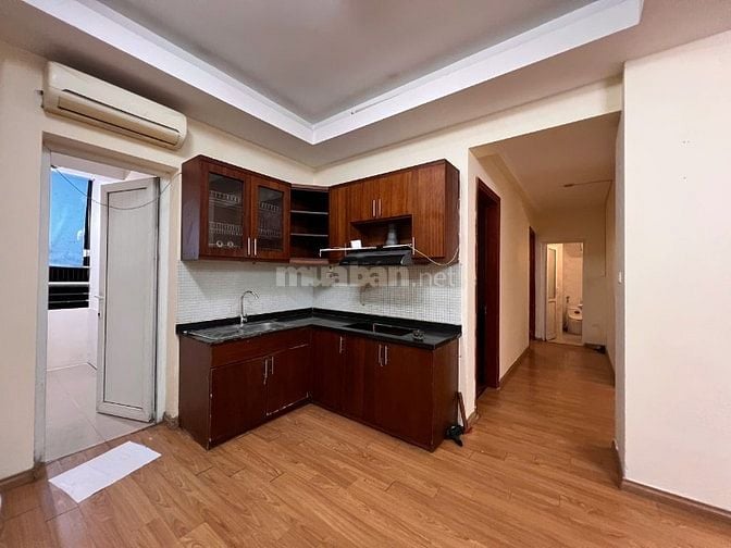Cho thuê Chung cư 80m2, nhà C, chung cư Bộ Quốc phòng