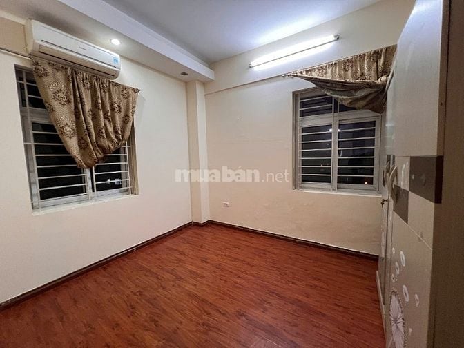 Cho thuê Chung cư 80m2, nhà C, chung cư Bộ Quốc phòng