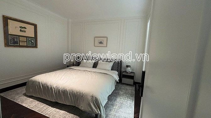 Bán biệt thự Quận 1, hẻm Nguyễn Thành Ý, HCM, DT đất 135.8m2, 3 tầng