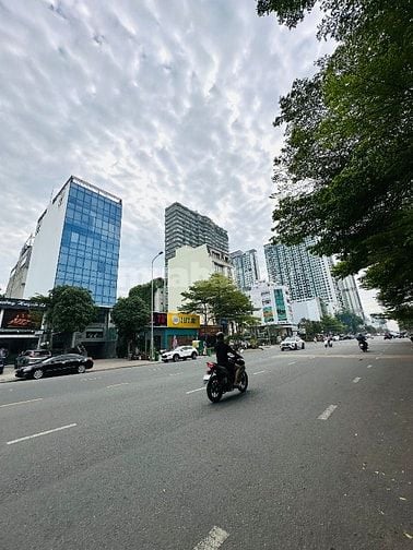 Bán đất xây Văn Phòng, KDC Huy Hoàng DT 160m2 (8m x20m) giá 33 tỷ 6