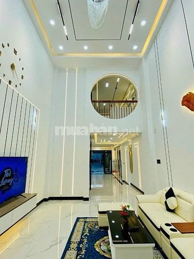Đi nước ngoài định cư bán gấp nhà ở đường Đặng Văn Bi, phường Bình Thọ